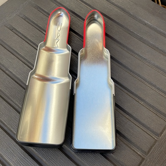 MAC Cosmetic - Red Lipstick Tin - Limited Edition - Picture 8 of 16